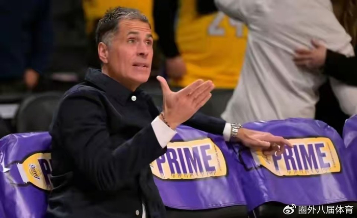 世界杯比赛直播下载-拿金子换铁！联盟运作最烂球队，助马刺骑士起飞，自己吞垃圾合同|扎克·拉文|国王|萨博尼斯|全明星|圣安东尼奥马刺队_新浪体育_新浪新闻